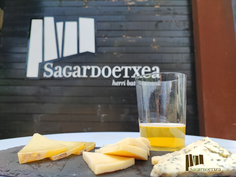 /uploads/image/1772788822_sagardoetxea_aste_santua_colectivia_sm.jpg